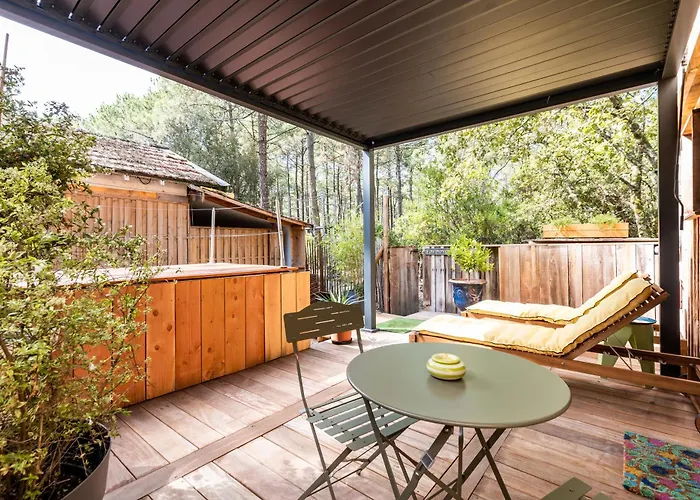 Nocleg ze śniadaniem Les Ptis Chiffons 3*